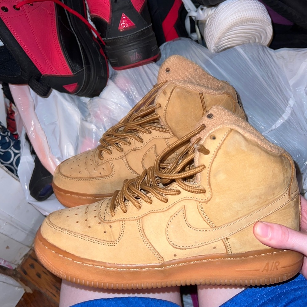 Nike shoes
